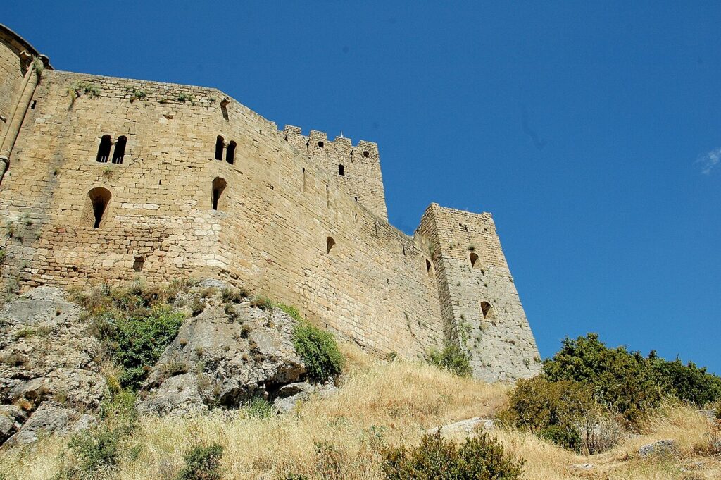 Castillo de Loarre. Muralla